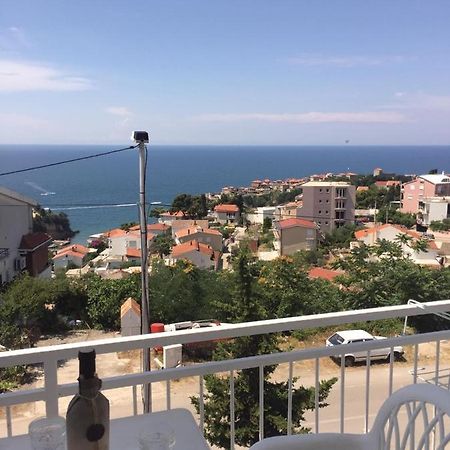 Em Apartments Улцинь Экстерьер фото