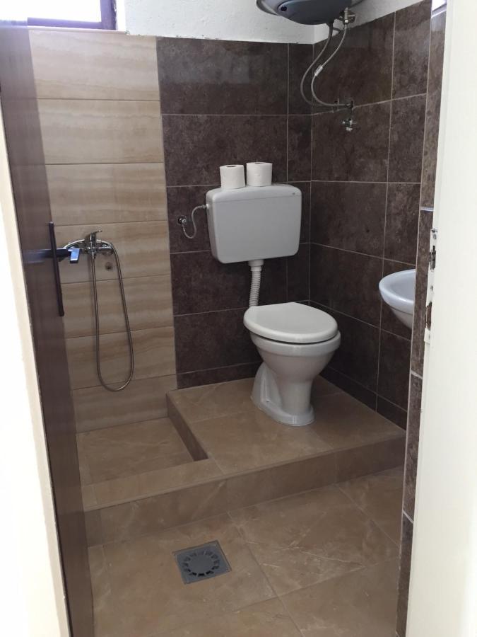 Em Apartments Улцинь Экстерьер фото